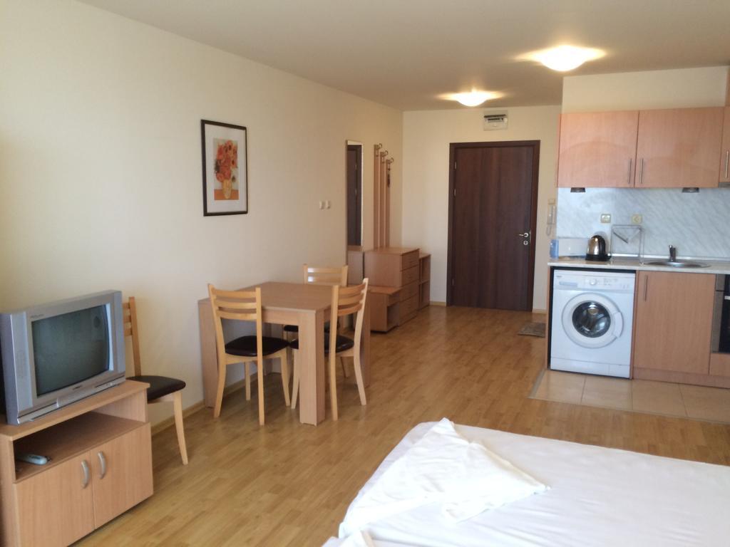 Panorama Beach Apartments Nessebar Chambre photo